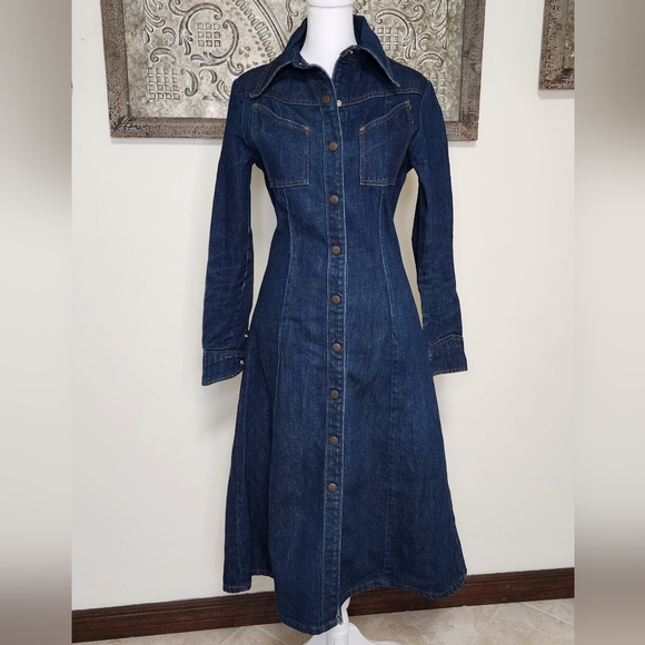 Landlubber Dresses & Skirts - 70's Vintage Landlubber Denim Duster Snap Button Dress Sz7 USA Western Boho Chic